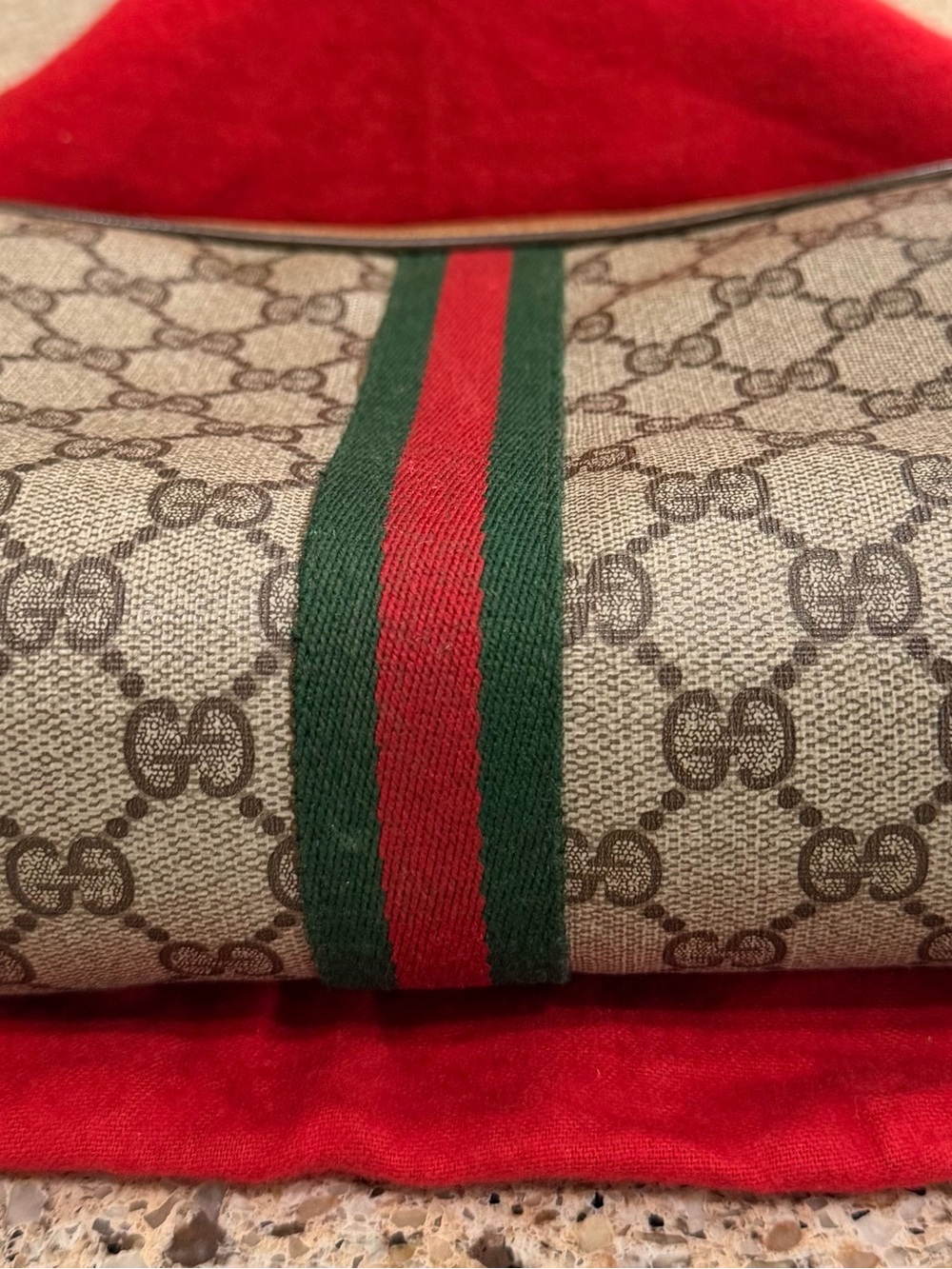 🔥🔥 VINTAGE GUCCI LEATHER GG SHERRY LINECROSSBODY/ POUCH/ CLUTCH 🔥🔥 - Picture 11 of 14